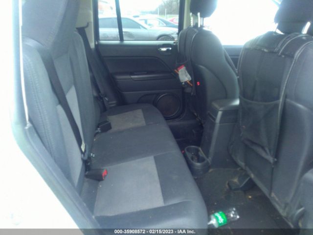 1C4NJCEB7CD652397 Jeep Compass Latitude