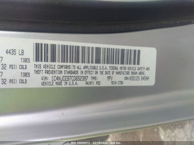 1C4NJCEB7CD652397 Jeep Compass Latitude