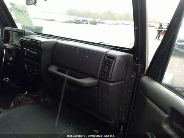 1J4FY29P3XP471277 Jeep Wrangler Se