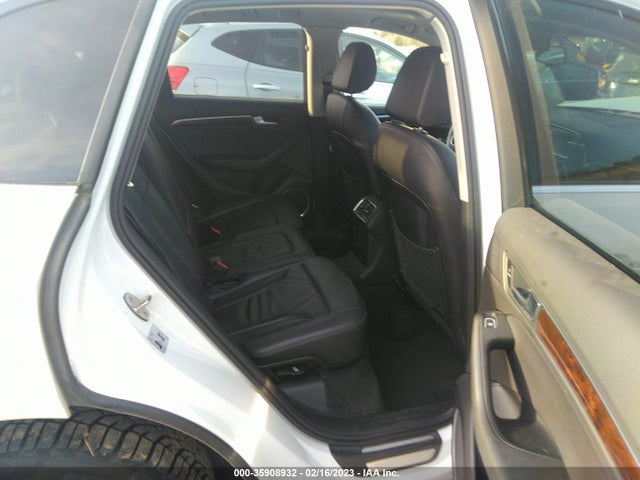 WA1CMAFP3FA122070 Audi Q5 Premium Plus