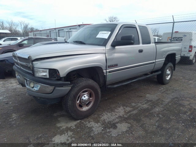 Dodge RAM 2500 2001 3B7KF23761G174891 Image 2