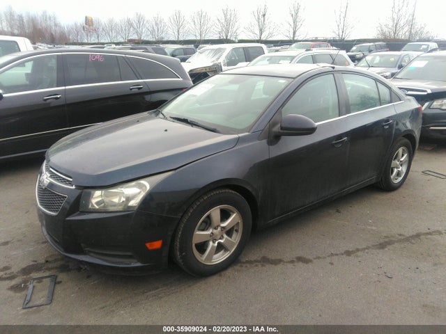 Chevrolet Cruze 1lt 2014 1G1PC5SB1E7102027 Image 2