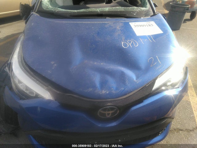 Toyota C-HR 2021 JTNKHMBX1M1115012 Image 9