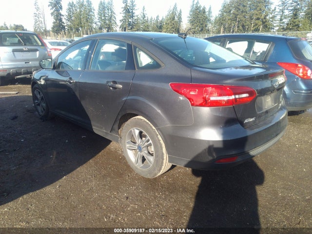 2018 Ford Focus, VIN: 1FADP3FE2JL224491