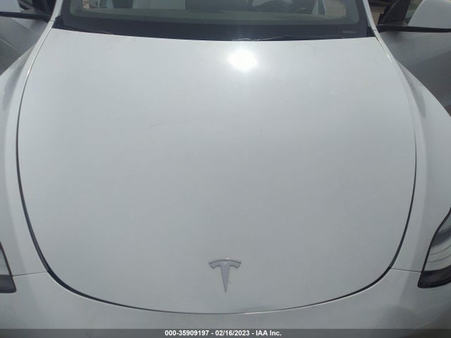 2021 Tesla Model Y, VIN: 5YJYGDEE2MF090897