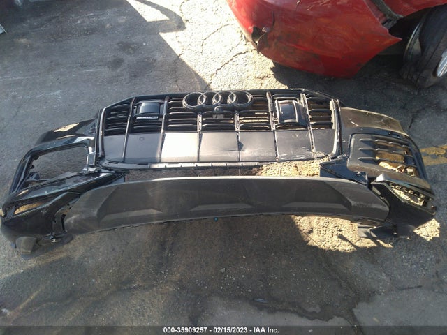 WA1LXBF70ND018002 Audi Q7 Premium Plus