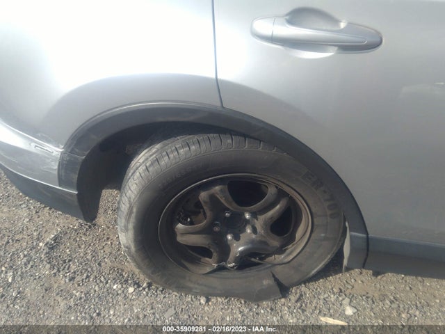 Toyota RAV4 LE 2018 JTMZFREV3JJ159671 Image 7