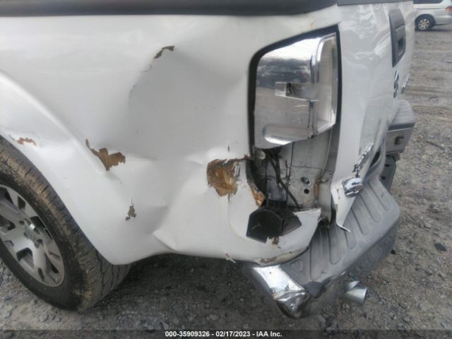 5Z61D0ER4AC431569 Suzuki Equator Sport