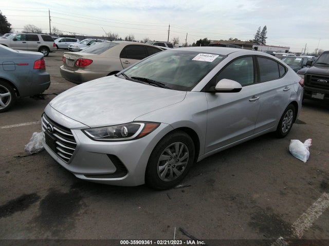 Hyundai ELANTRA SE 2017 KMHD74LF7HU325765 Image 2
