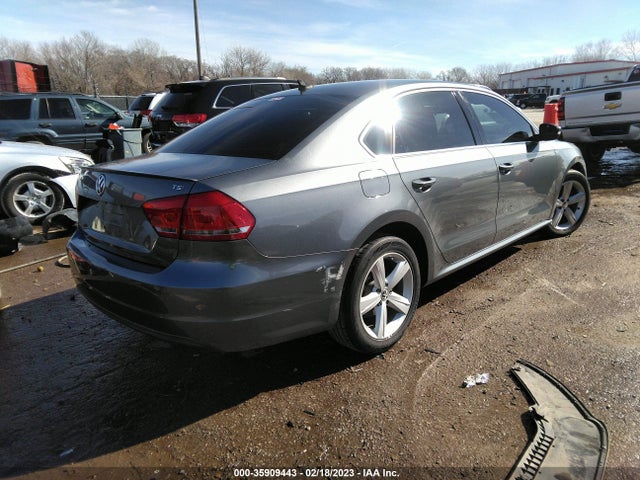 Volkswagen Passat Wolfsburg Ed 2014 1VWAS7A3XEC027399 Image 5
