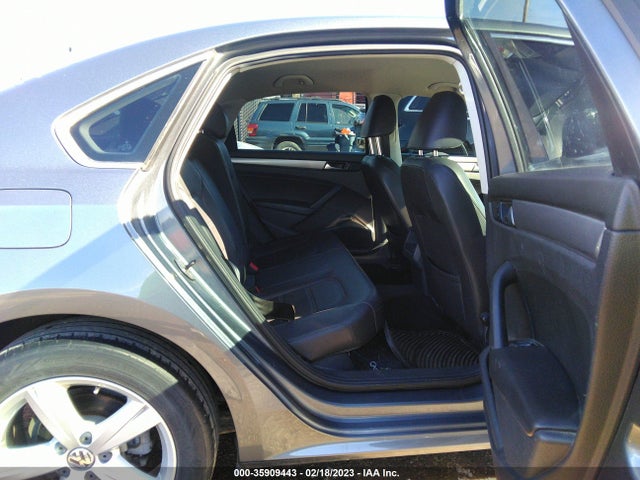 Volkswagen Passat Wolfsburg Ed 2014 1VWAS7A3XEC027399 Image 9