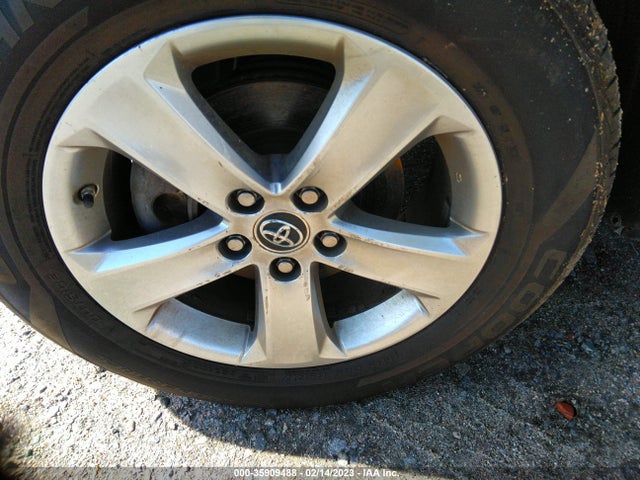 2015 Toyota RAV4, VIN: 2T3RFREV7FW348235