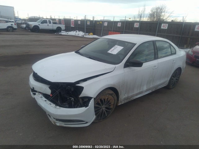 3VWD17AJ6GM258641 Volkswagen Jetta Sedan 1.8t Sport