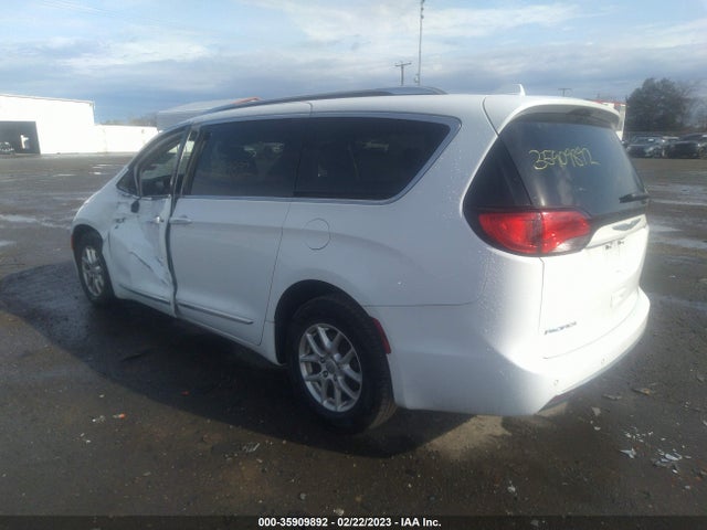2C4RC1BG9LR139438 Chrysler Pacifica Touring L