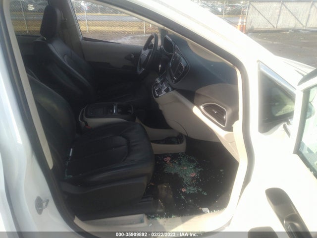 2C4RC1BG9LR139438 Chrysler Pacifica Touring L