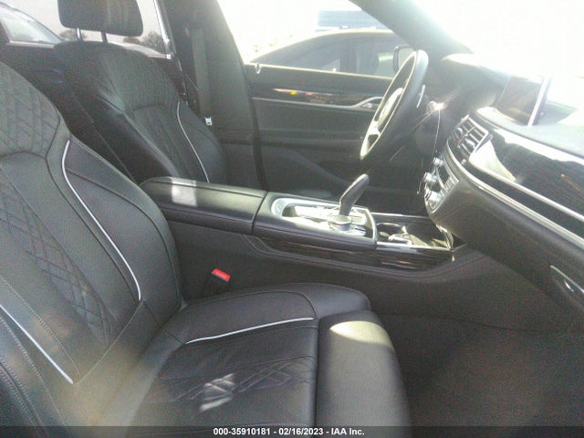 BMW 7 Series 740i 2022 WBA7T2C0XNCJ89644 Image 5