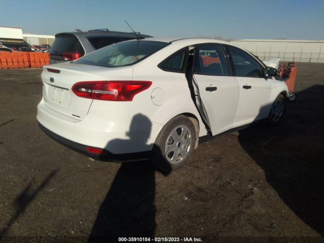 1FADP3E22FL299836 Ford FOCUS S