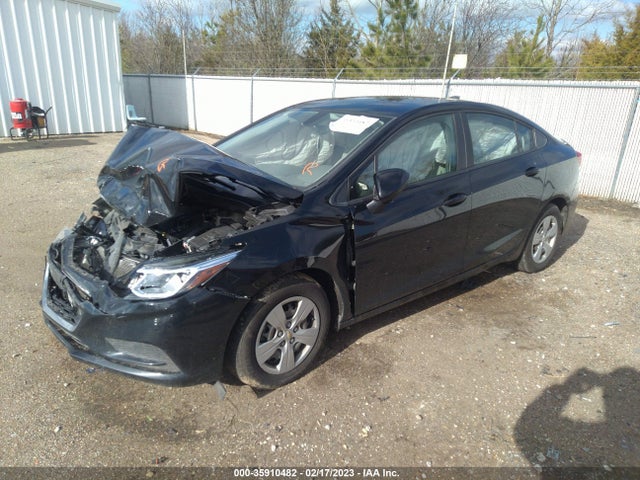 Chevrolet CRUZE LS 2017 1G1BC5SM2H7218952 Image 2
