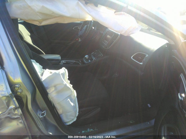 1C3CCCABXFN660911 Chrysler 200 Limited