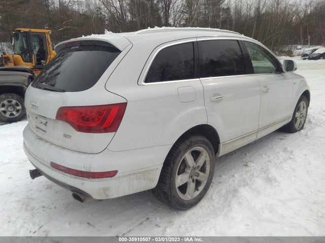 2015 Audi Q7, VIN: WA1CGAFE4FD027831