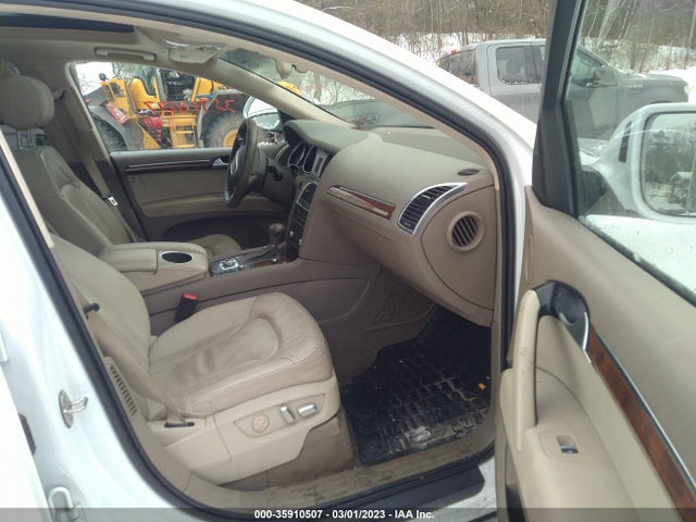 2015 Audi Q7, VIN: WA1CGAFE4FD027831
