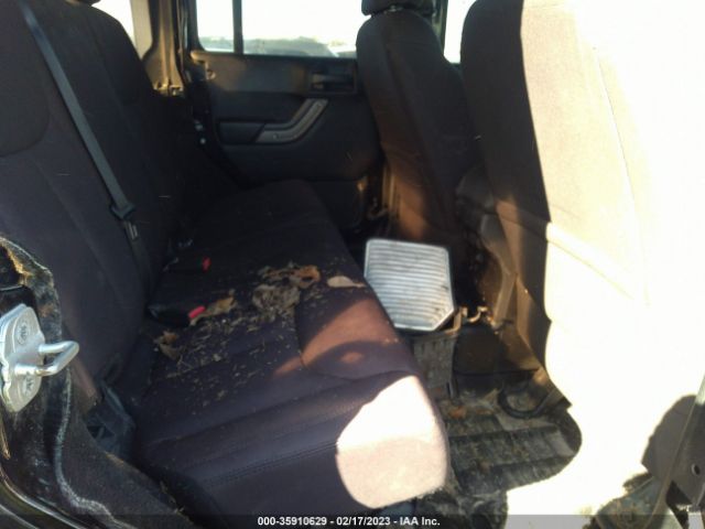 1C4BJWDG3EL157494 Jeep Wrangler Unlimited Sport