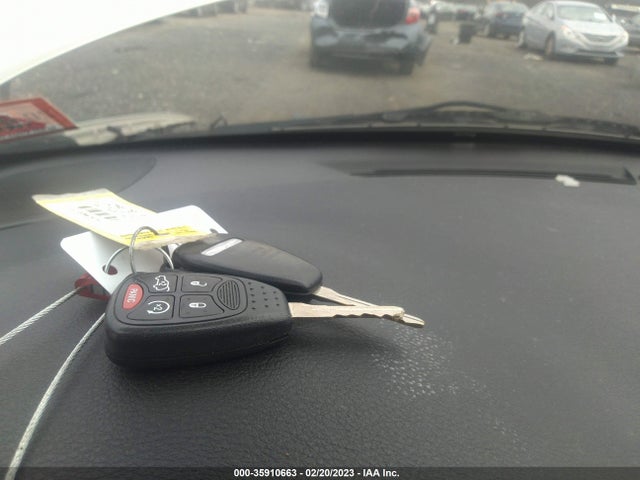 Chrysler 200 2013 1C3CCBCG3DN679140 Image 11