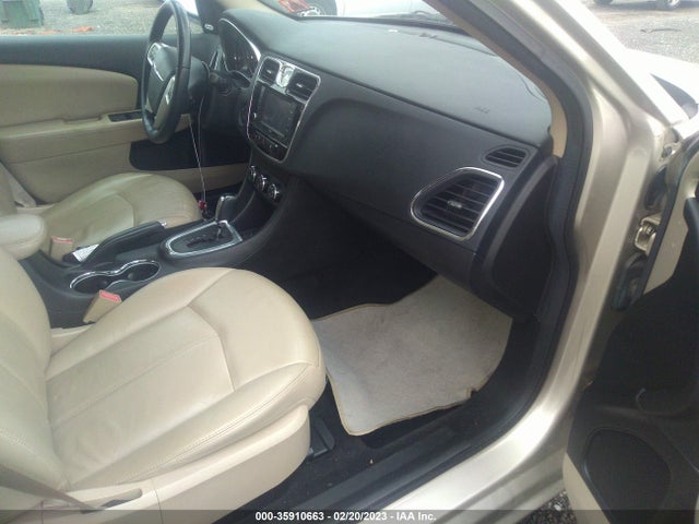 Chrysler 200 2013 1C3CCBCG3DN679140 Image 5