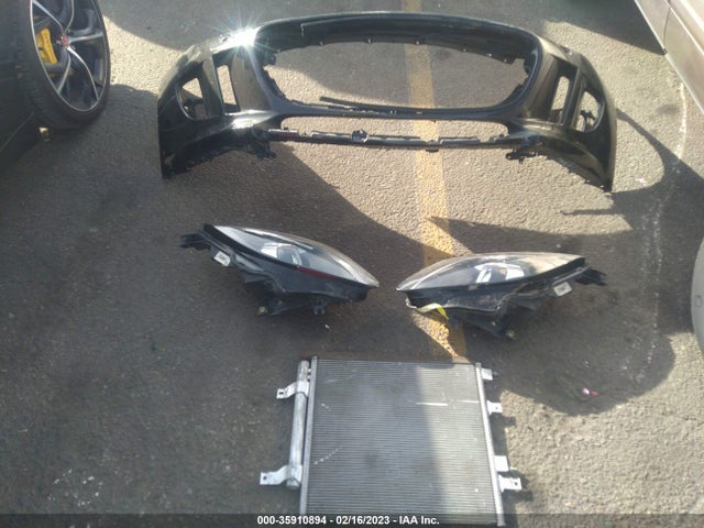 2015 Jaguar F-TYPE, VIN: SAJWA6BU7F8K15672