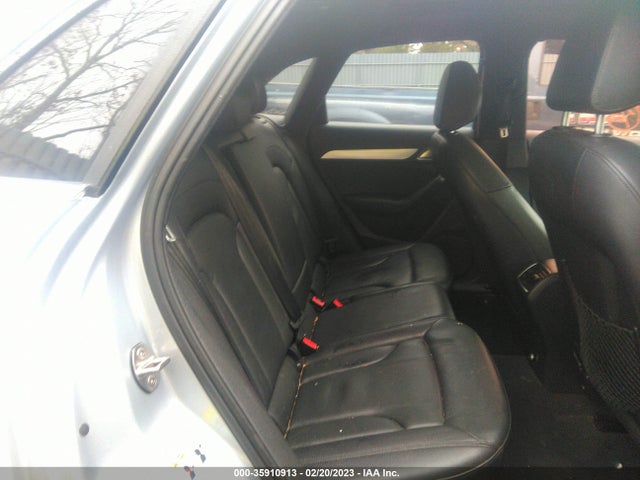 WA1EFCFS2FR011059 Audi Q3 2.0t Premium Plus