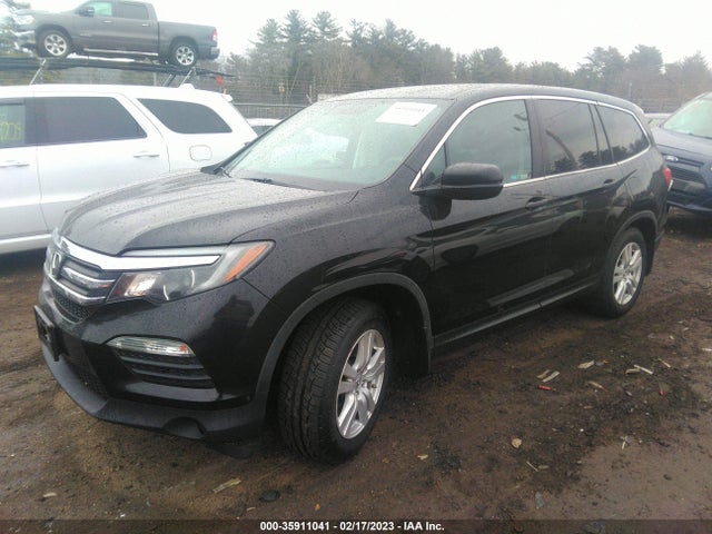 Honda PILOT LX 2018 5FNYF6H18JB033736 Image 2