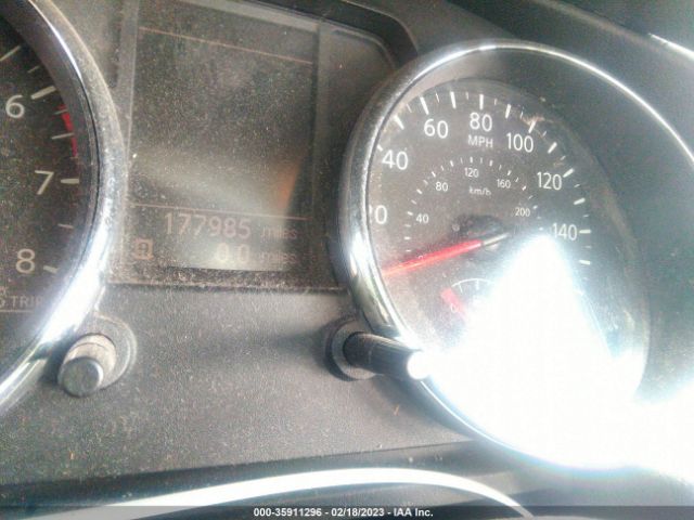 JN8AS5MT8EW603660 Nissan Rogue Select S