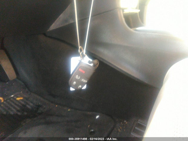 2015 Chrysler 300, VIN: 2C3CCAEG9FH808310