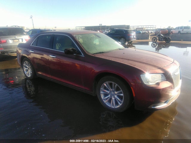 2015 Chrysler 300, VIN: 2C3CCAEG9FH808310
