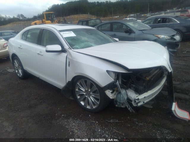 2013 1LNHL9FT4DG614459 main image