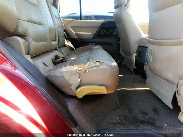 Mitsubishi Montero 2001 JA4MW51R71J014073 Image 9