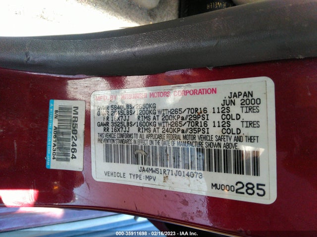 Mitsubishi Montero 2001 JA4MW51R71J014073 Image 10