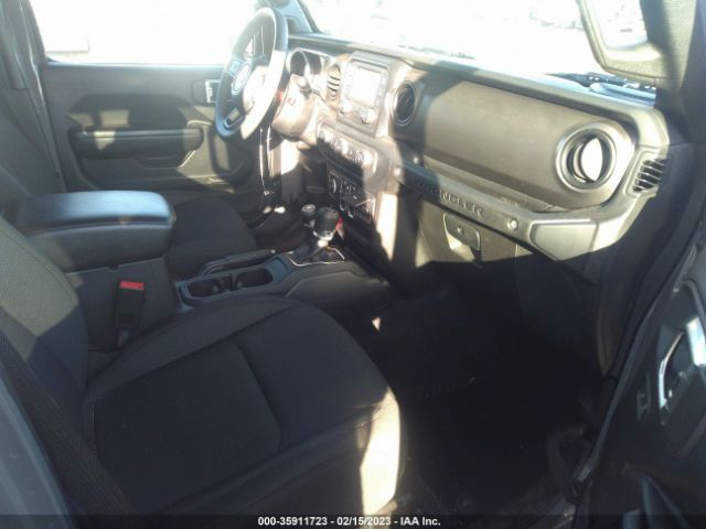 1C4HJXDG1KW558519 Jeep Wrangler Unlimited Sport S