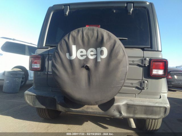 1C4HJXDG1KW558519 Jeep Wrangler Unlimited Sport S