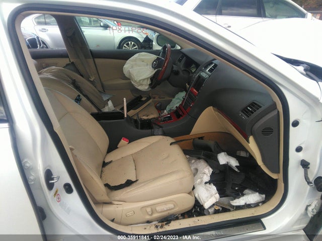 Lexus ES 2011 JTHBK1EG6B2463815 Image 5