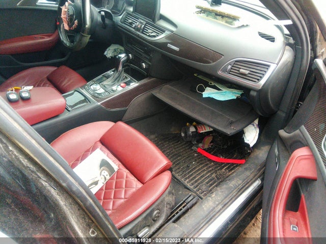 2016 Audi S6, VIN: WAUF2AFC2GN114569