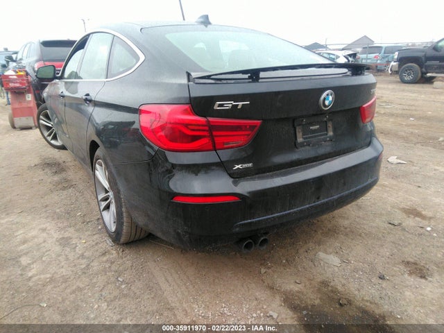 2018 BMW 3 Series, VIN: WBA8Z9C52JB220604