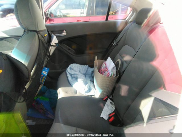 3KPFK4A7XHE049880 KIA FORTE LX