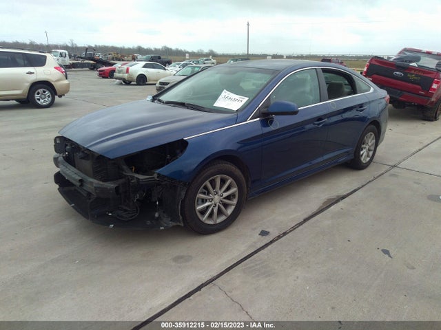 Hyundai SONATA SE 2019 5NPE24AF7KH790896 Image 2
