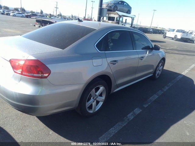 1VWBP7A35DC025810 Volkswagen Passat Se W/sunroof