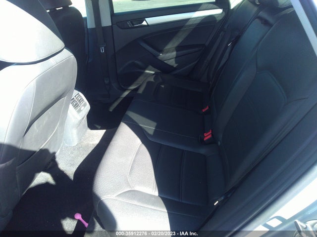 1VWBP7A35DC025810 Volkswagen Passat Se W/sunroof