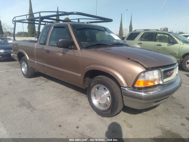 2002 1GTCS19W228114865 main image