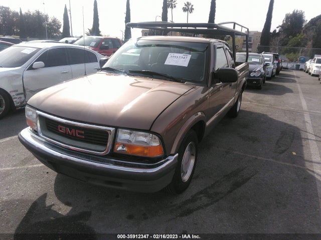 GMC Sonoma Sls 2002 1GTCS19W228114865 Image 2