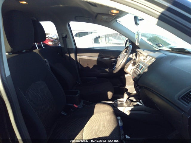 JA4AP3AUXGZ053047 Mitsubishi Outlander Sport 2.0 Es
