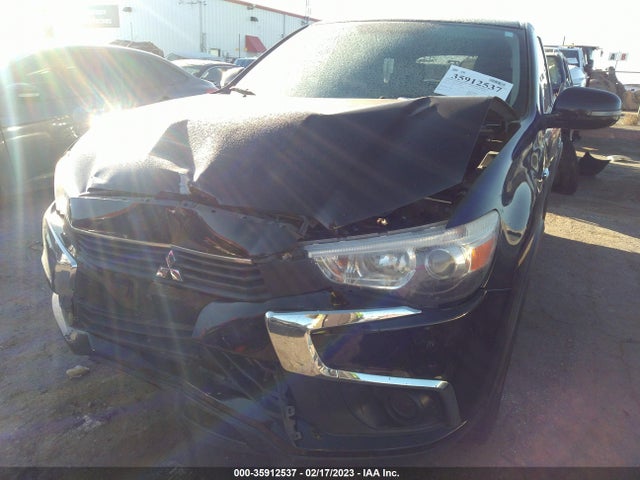 JA4AP3AUXGZ053047 Mitsubishi Outlander Sport 2.0 Es